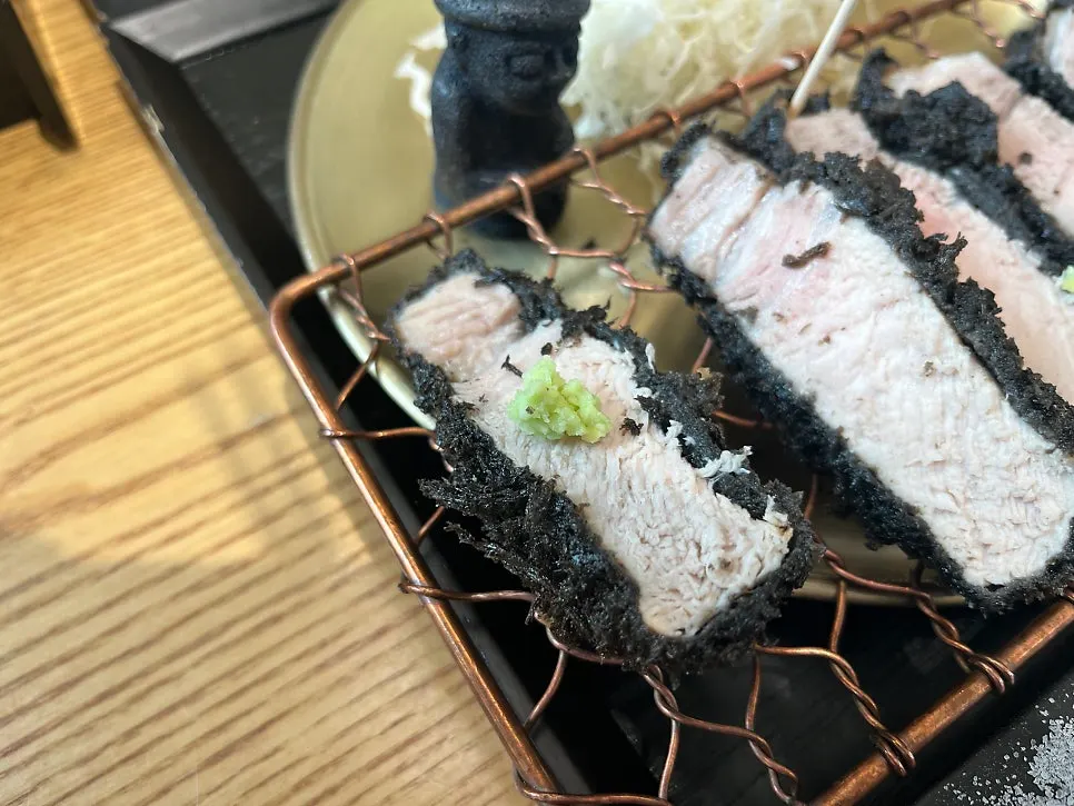 유유카츠 점심 식사 마무리 테이블