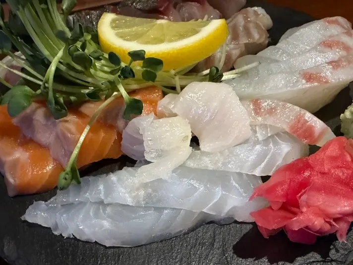 A full plate of Kaken's sashimi platter