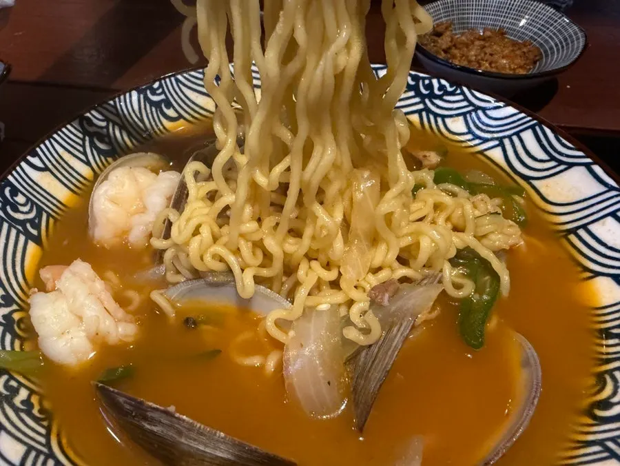 Kaken's seafood ramen with shrimp and clams