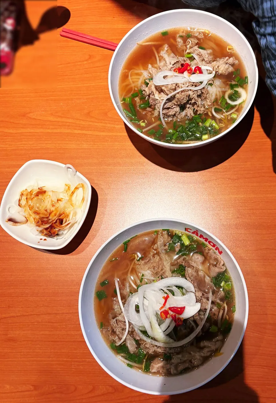 Kkamon's open kitchen cooking orders on the spot