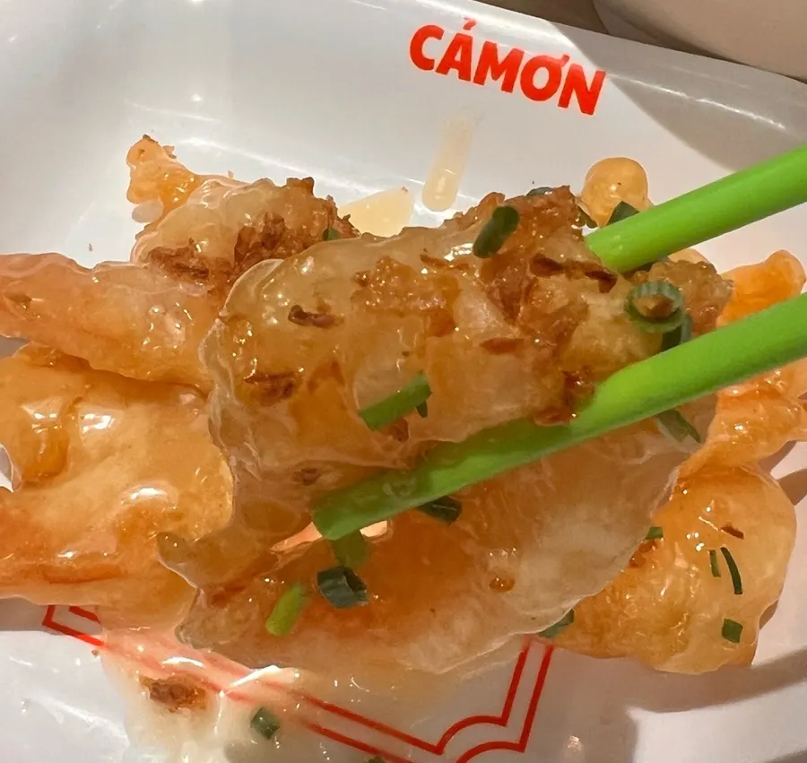 กุ้งทอดซอสครีมคัมมนตัวอวบใหญ่