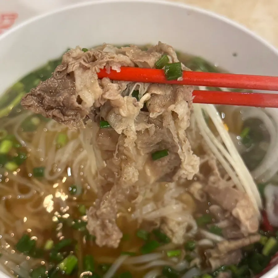 까몬쌀국수 면과 진한 육수