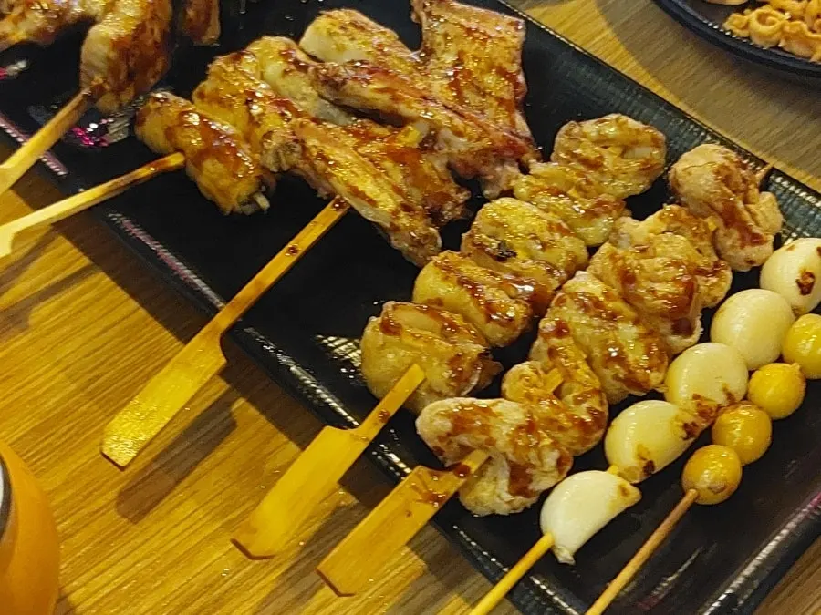 닭 껍질과 특수부위 꼬치