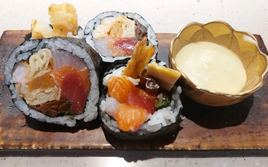 Exterior mood of Gappo Ganbariya, a Japanese izakaya near Junghwa Station
