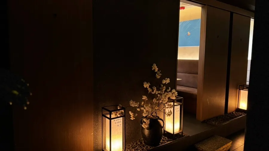 The main hall of Gatpo Karin styled with a modern touch