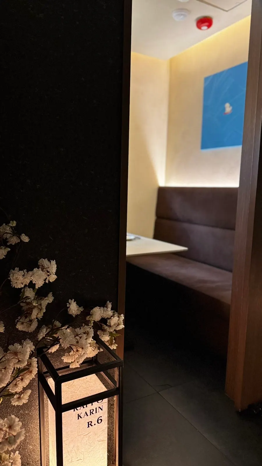 Table in a room suitable for about 4 people