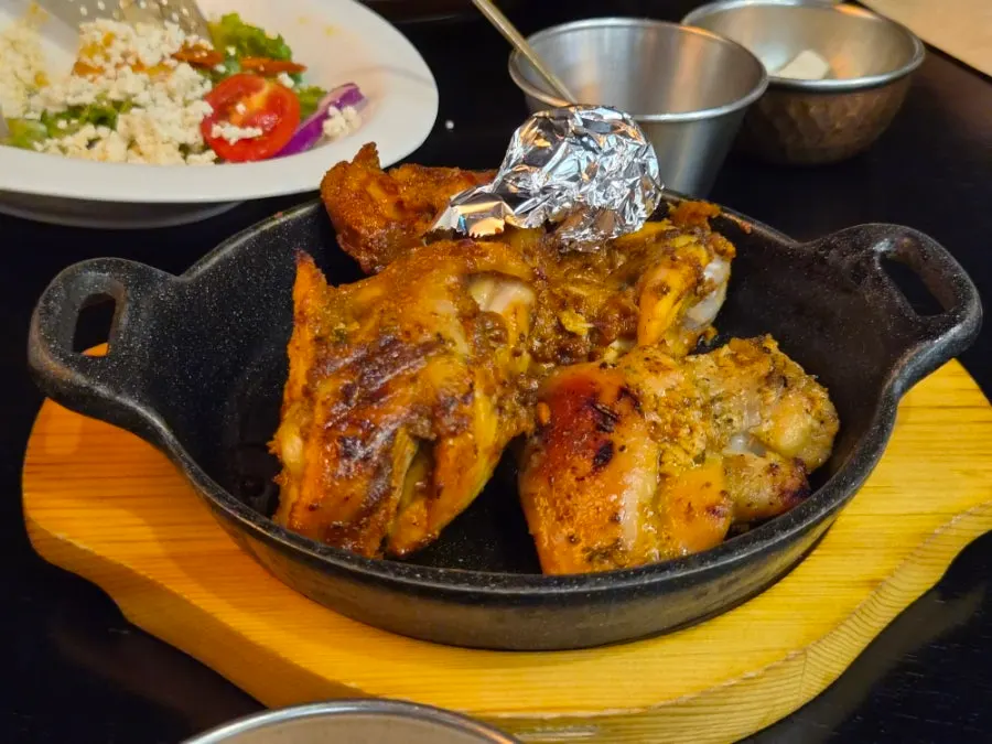 카리 탄두리치킨 하프 서빙 접시