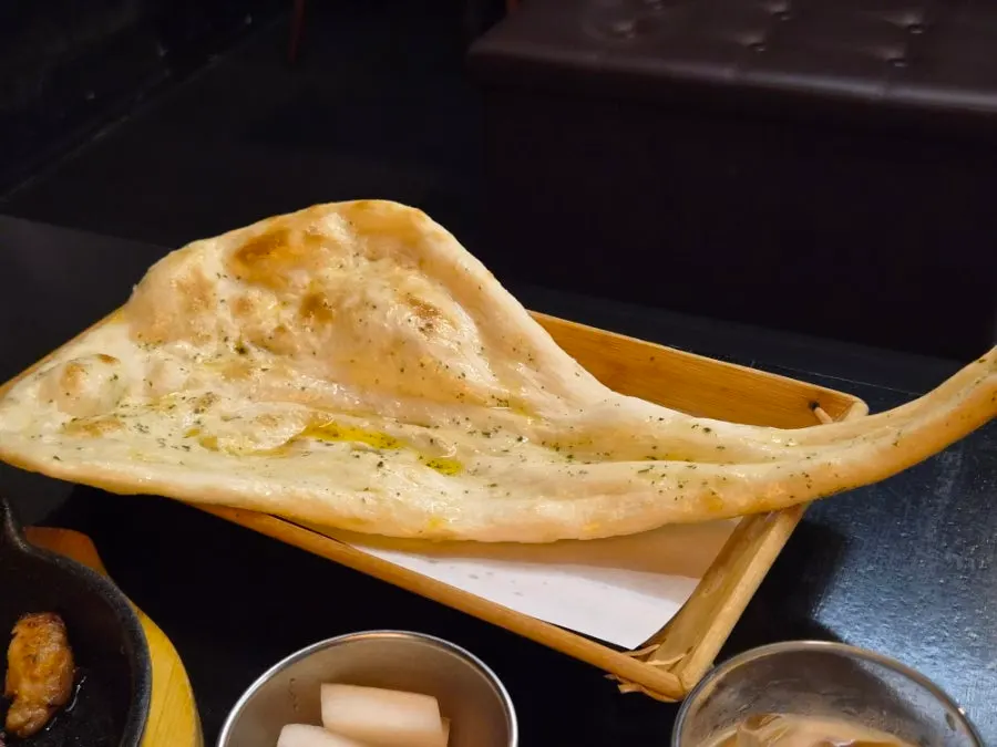 크기가 큰 버터난 한 장