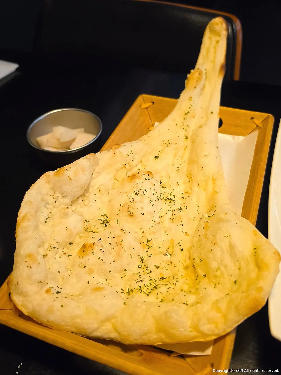 카리 매장 세로 컷