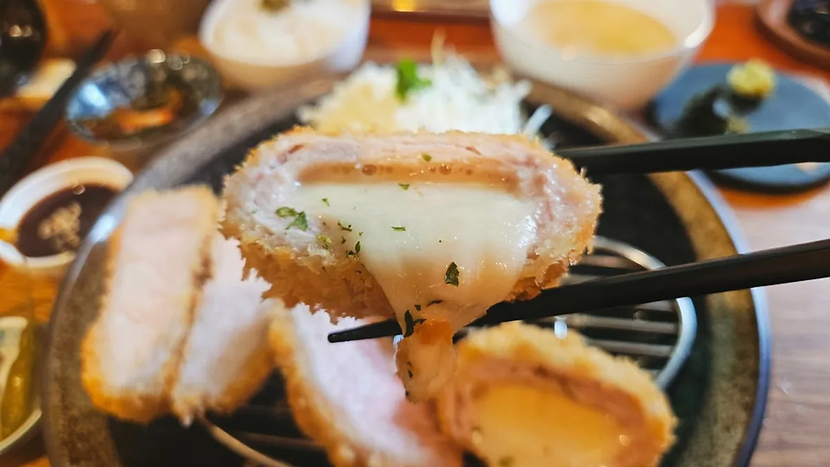 치즈가 늘어나는 카츠키친 치즈카츠