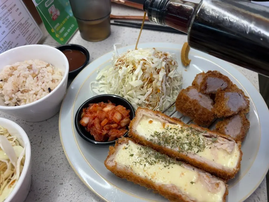 Mixed katsu B with tenderloin and cheese katsu