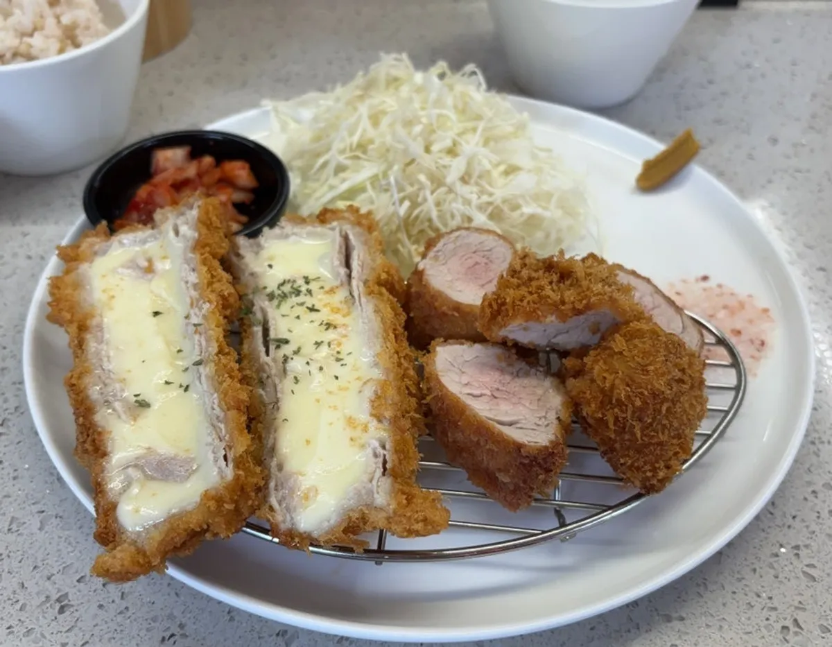 Mixed katsu B with tenderloin and cheese katsu