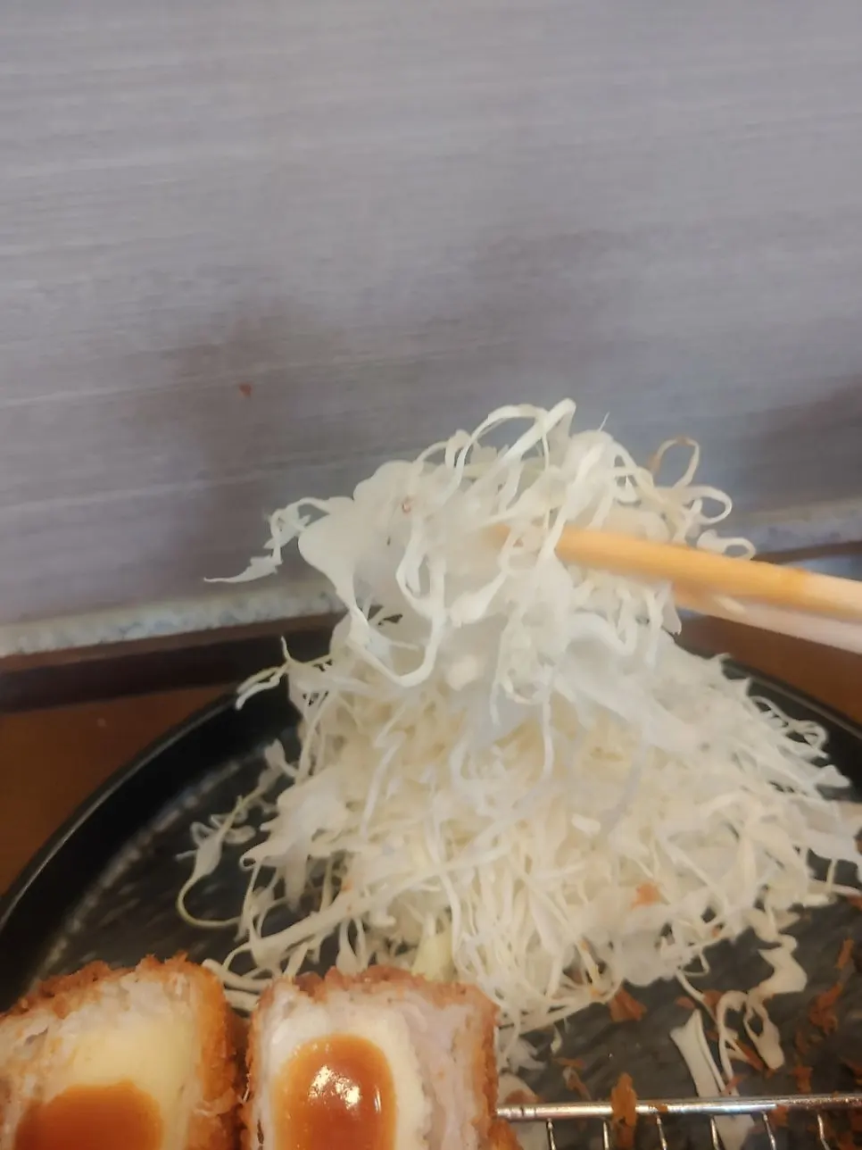 치즈가 늘어나는 치즈카츠 단면