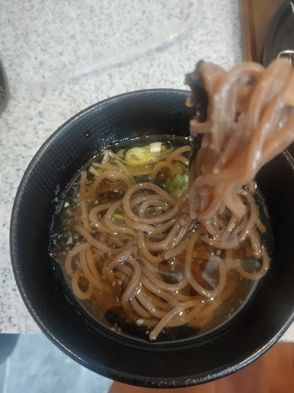 돈까스와 함께 주문한 냉모밀