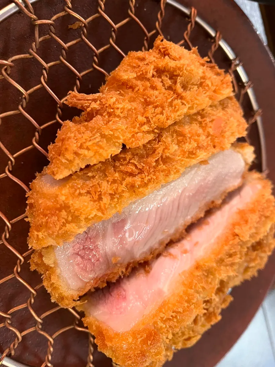 Inside of the domestic pork rosukatsu