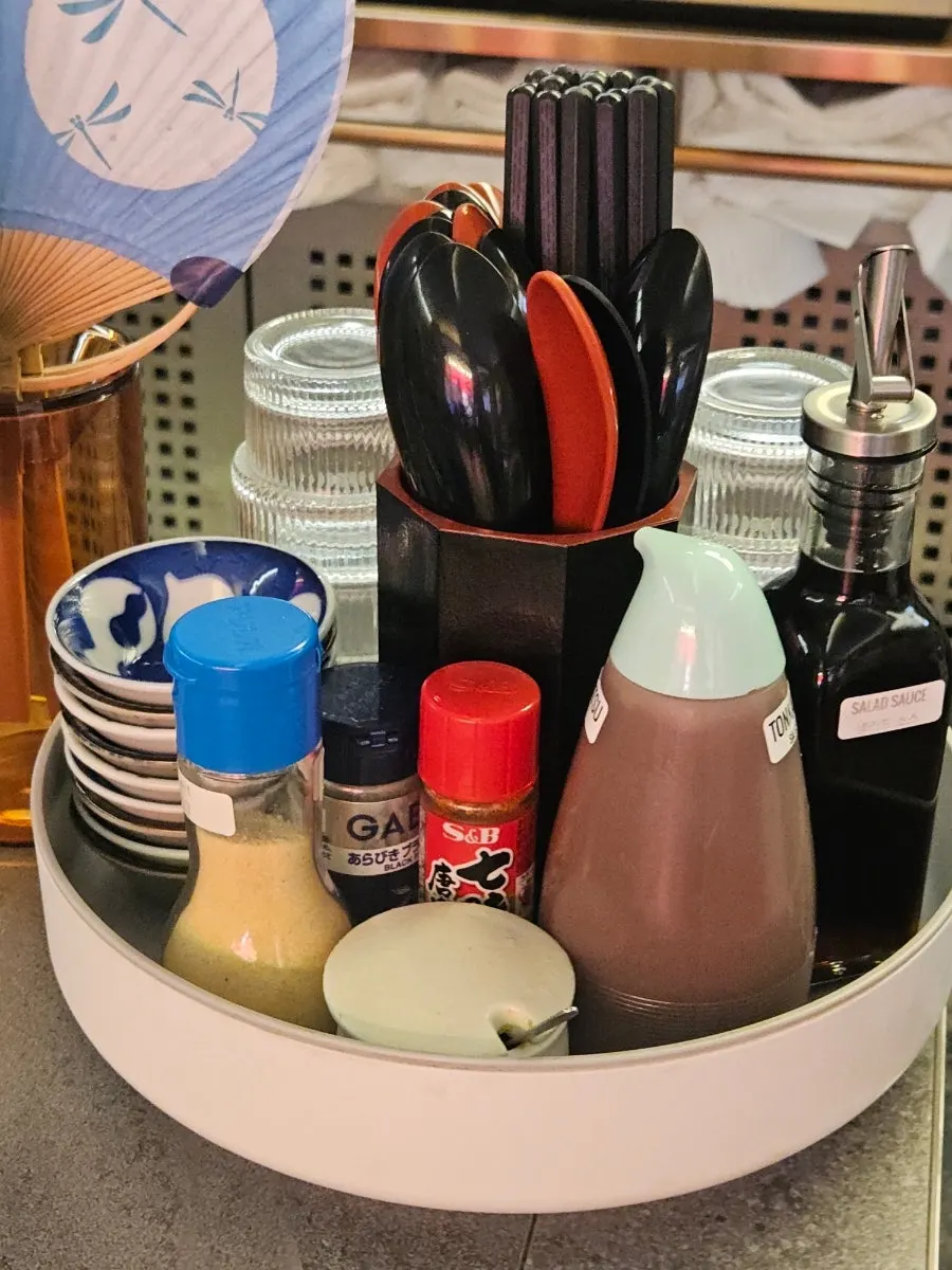 Fresh wasabi, salt and other condiments