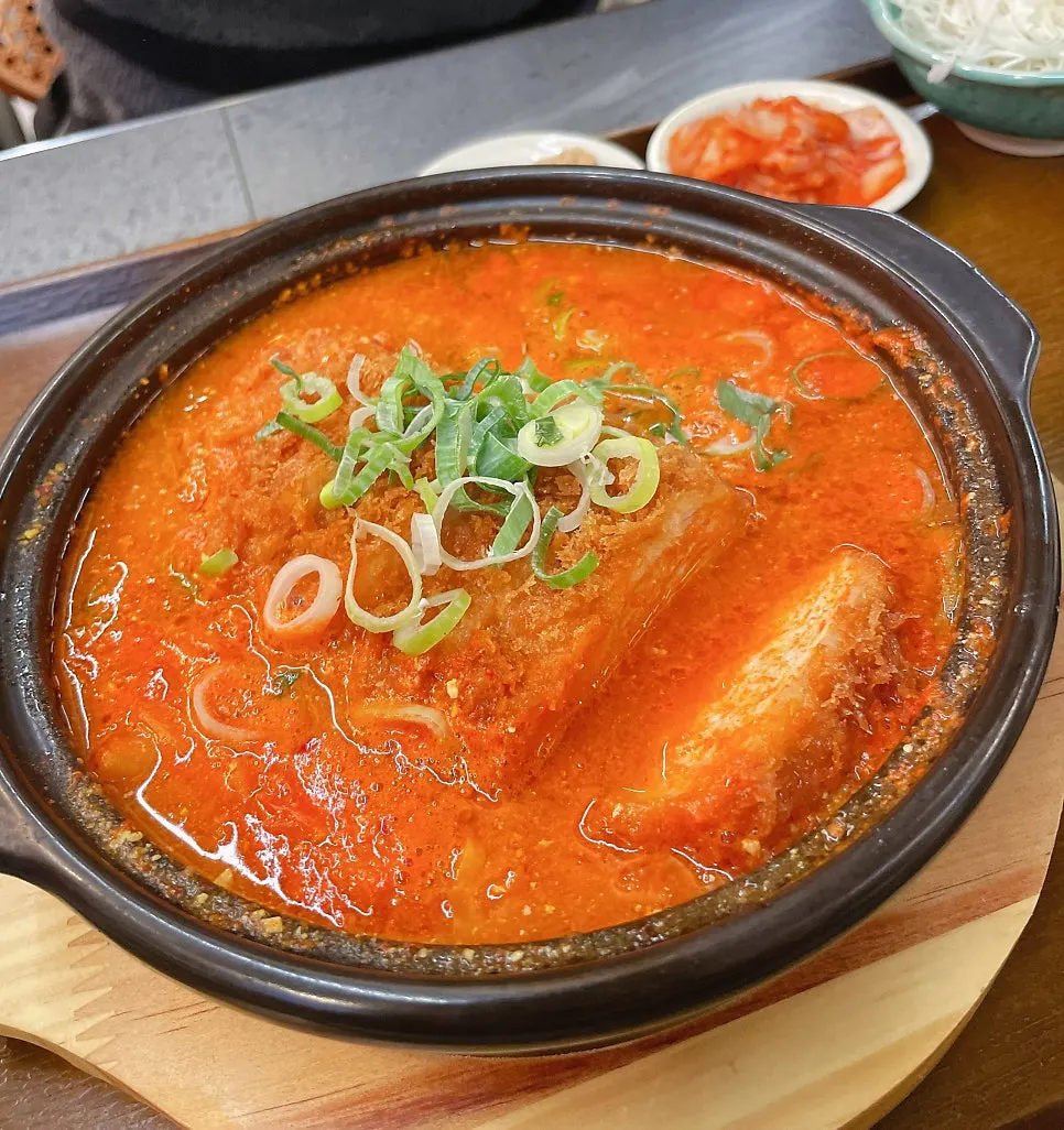 Entrance of Katsu Monster in Yeonnam-dong on a rainy day