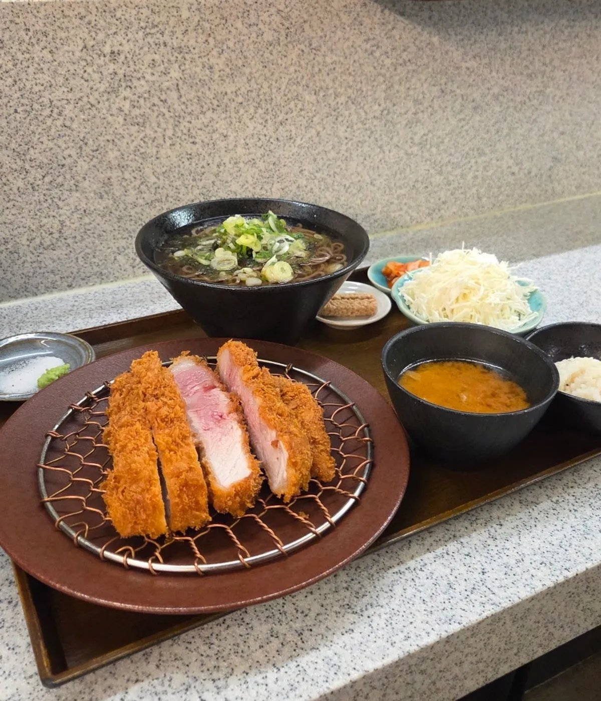 카츠몬스터 연남본점 특상 로스카츠 정식 한 상