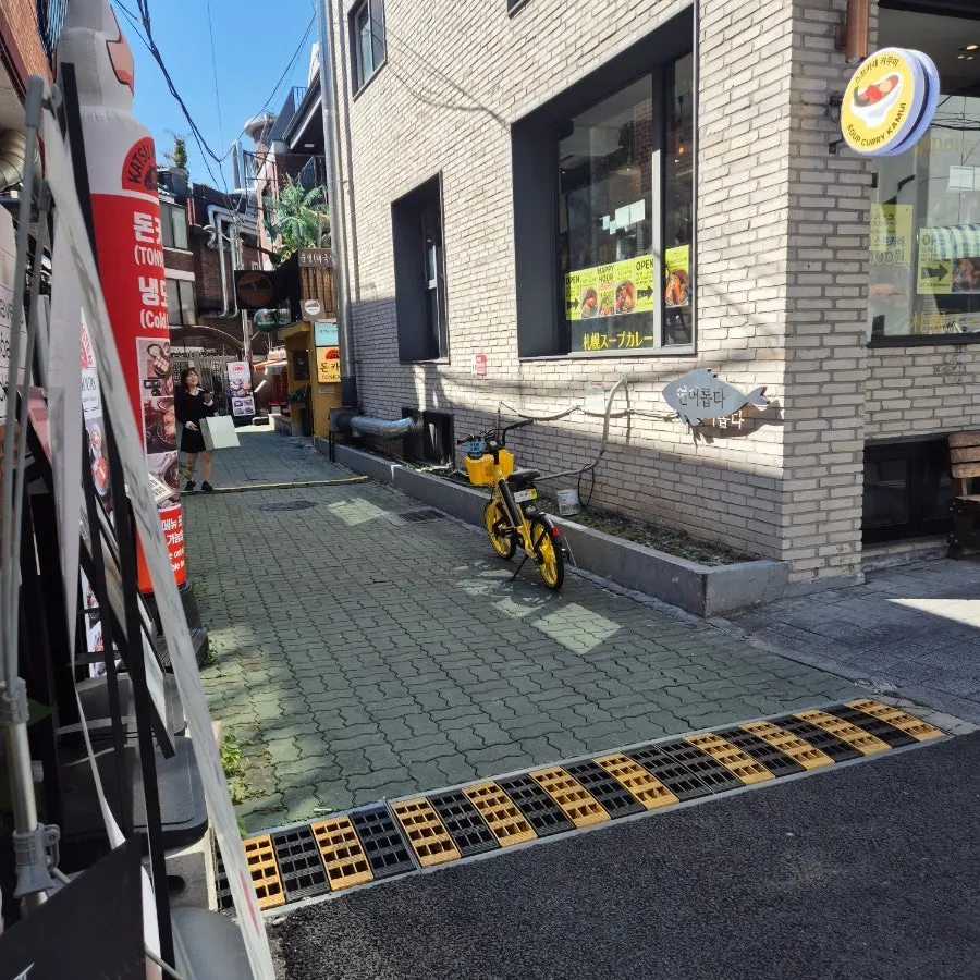 Exterior of Katsu Monster Yeonnam Main Branch in the Yeonnam-dong restaurant alley