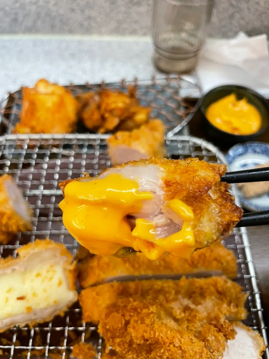 닭다리살이 보이는 치킨가라아게 단면