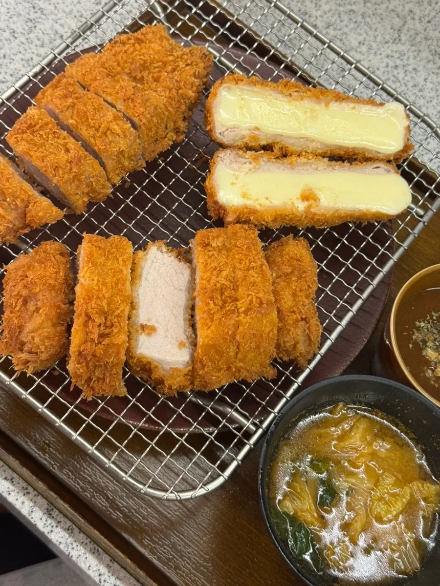 Freshly fried tonkatsu plate at Katsu Monster