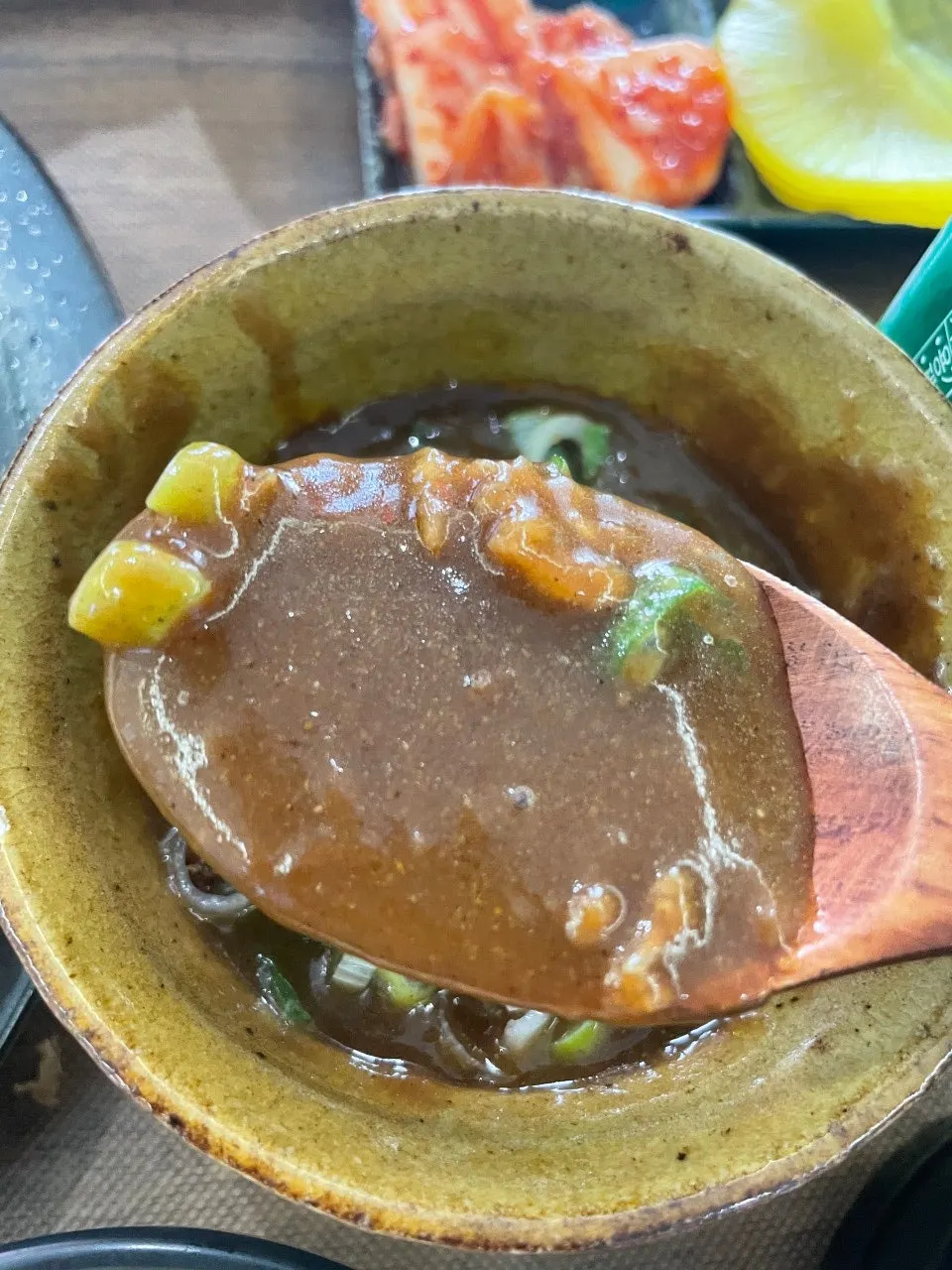 카레에 찍어 먹는 돈카츠와 밥