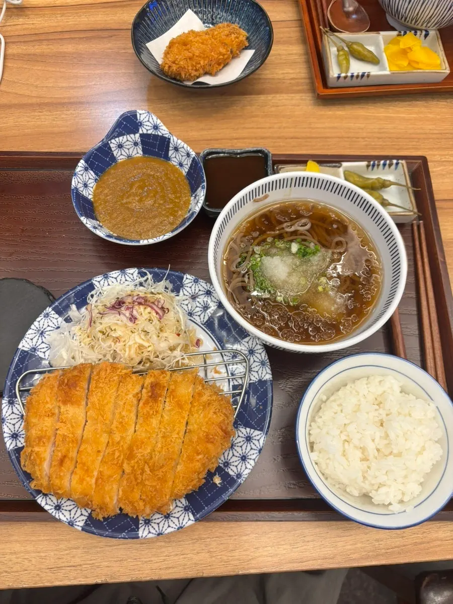 한 상 가득 차려진 2인정식세트