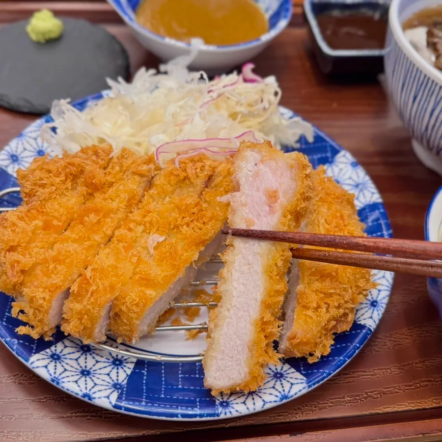 Close-up of the loin-katsu pork loin cut