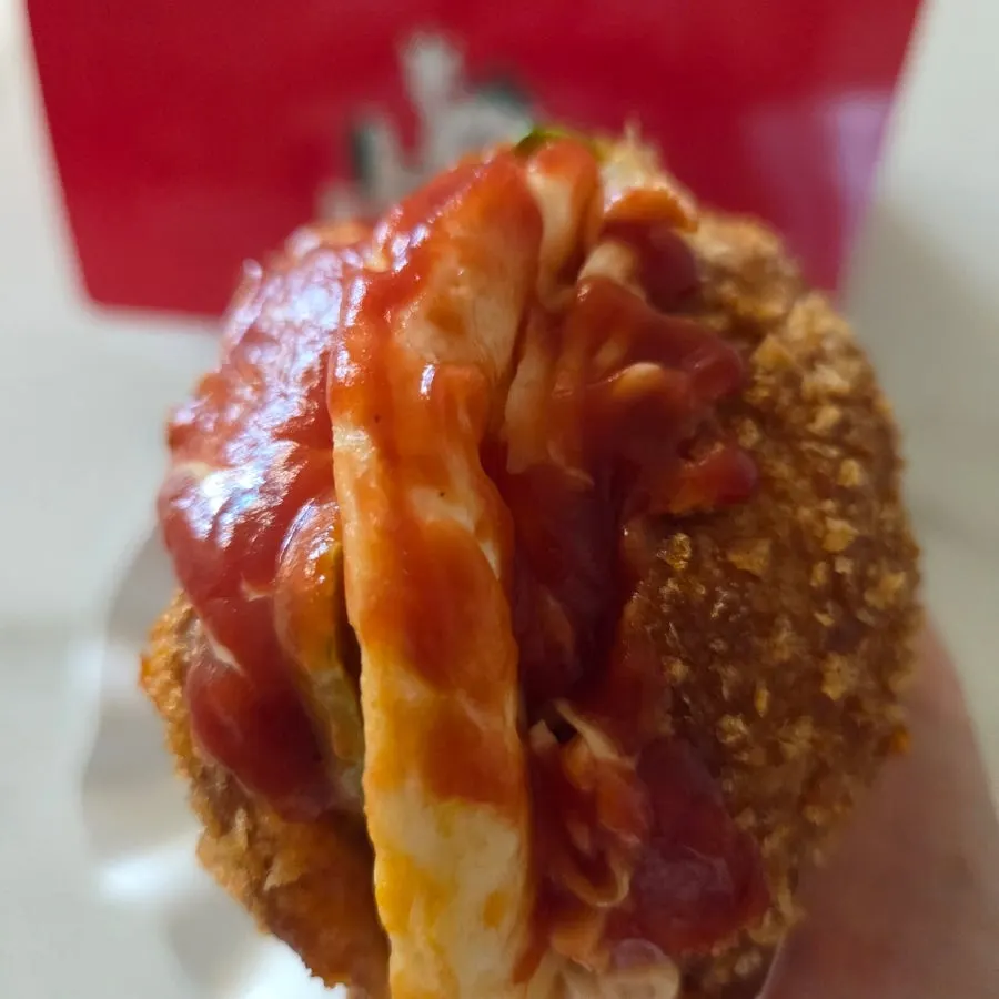 Close-up of K-Chop Sarada sarada bread