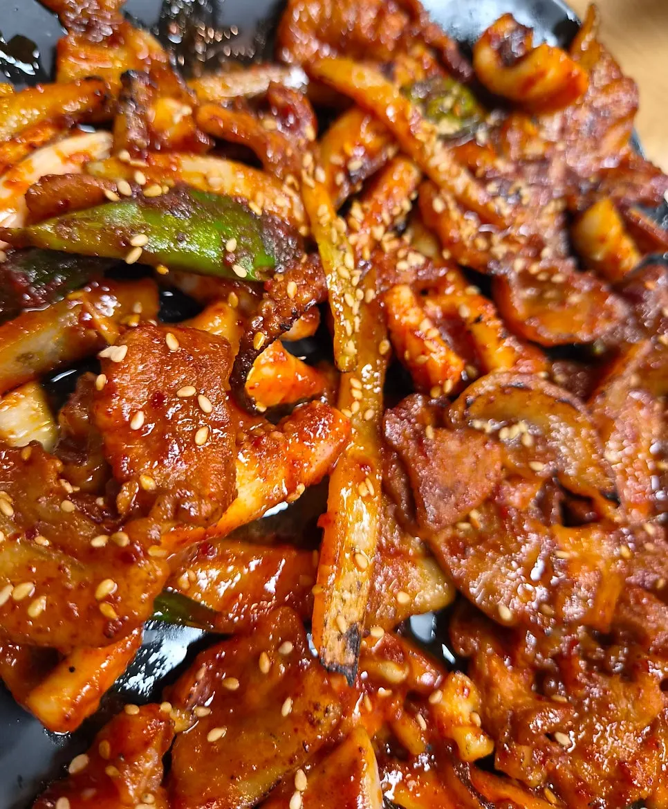 Ojam bulgogi mixed with scored East Sea squid