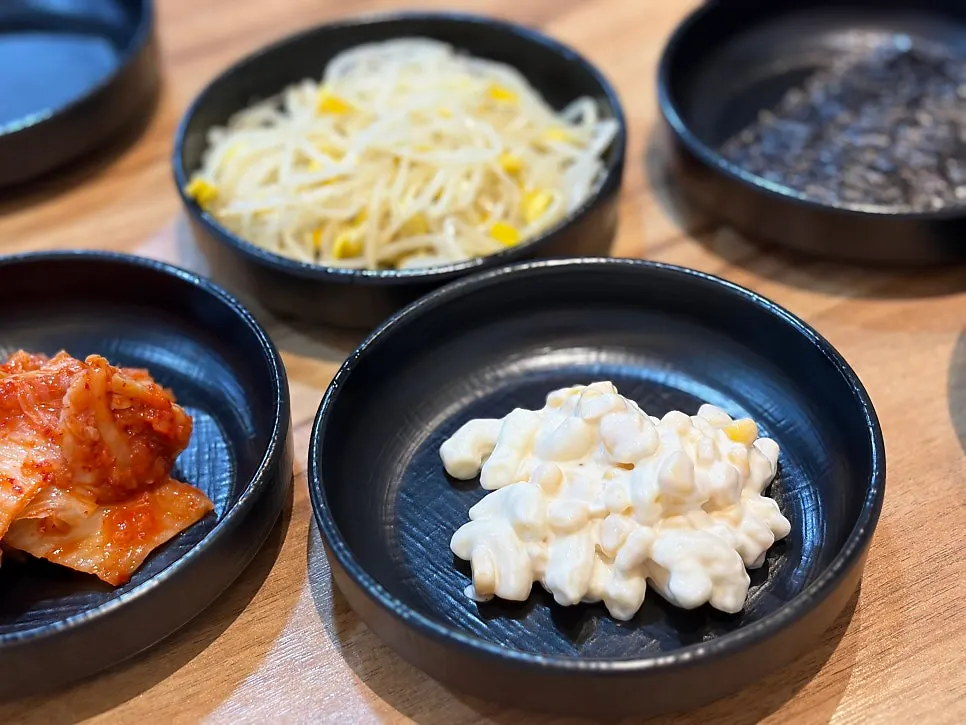 Macaroni salad, seaweed, and salted seafood side dishes