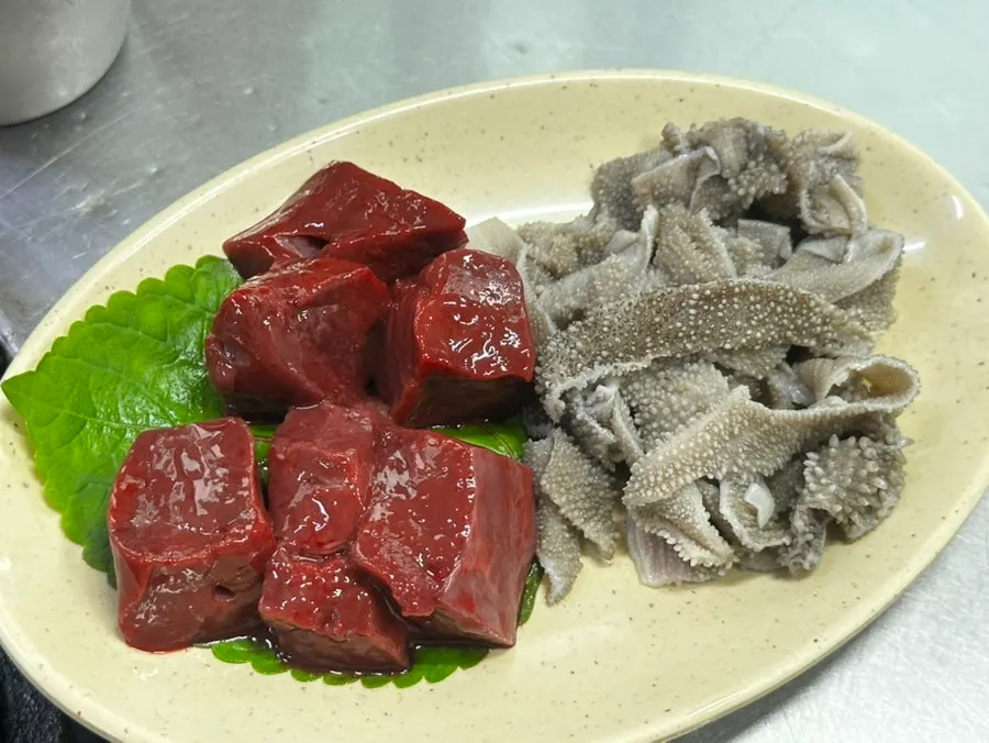 밑반찬으로 나온 선지