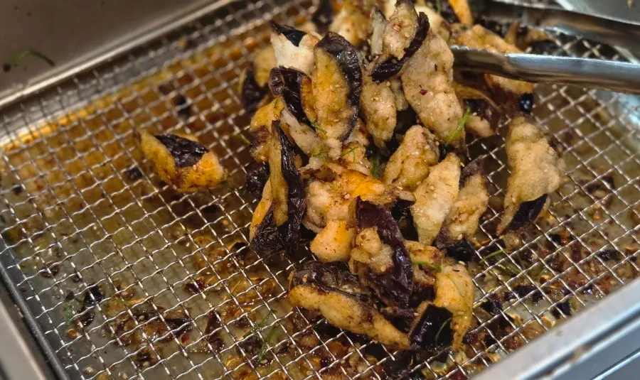 셀프바 깻잎과 밑반찬