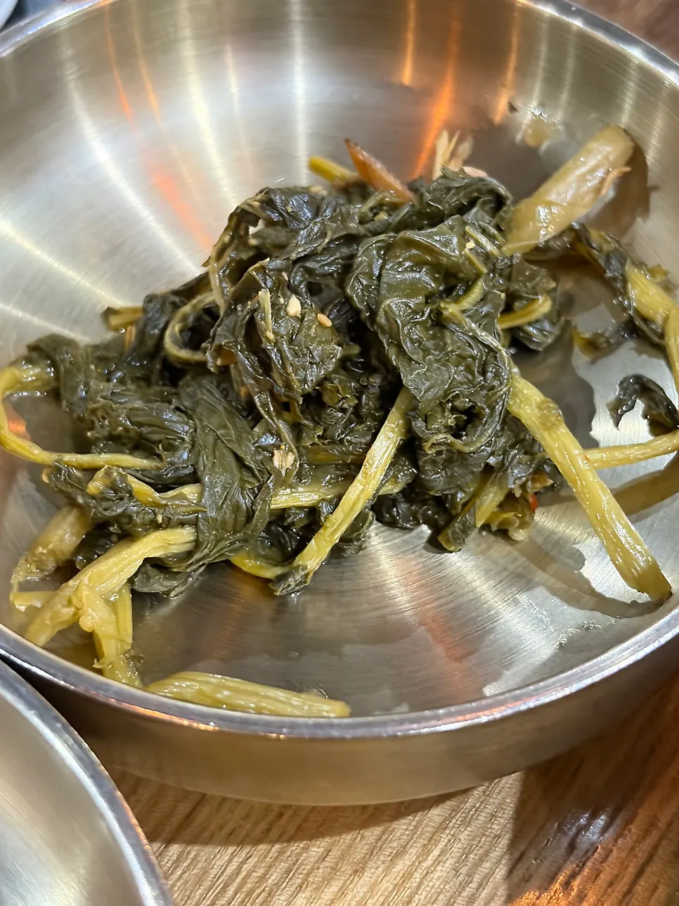 Individual pot rice and scorched rice tea (sungnyung)