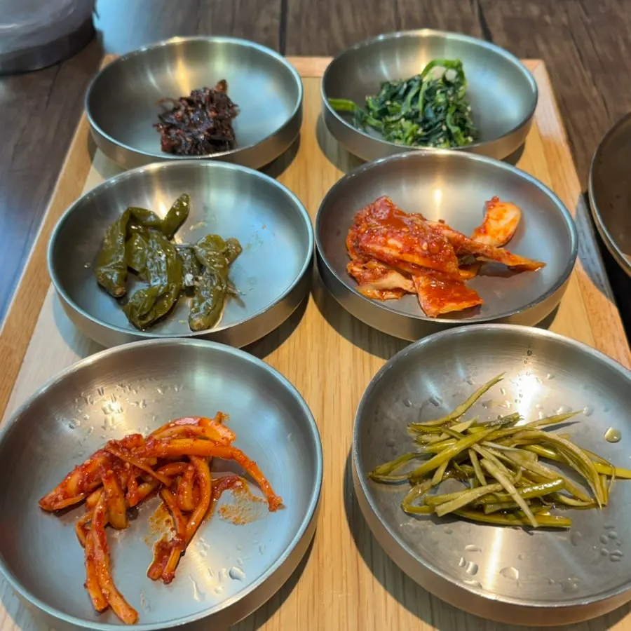 간장게장 정식 한 상 차림