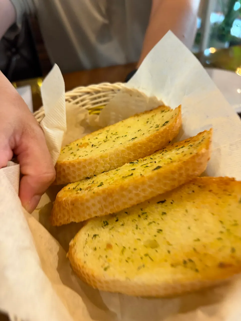 레스토랑 폴리아 식전빵 마늘빵