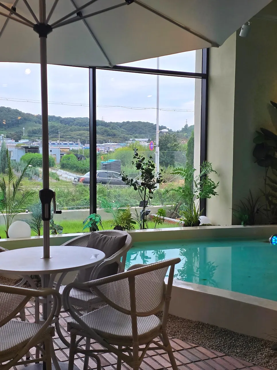 Resort-like space at The Nillai with a water feature