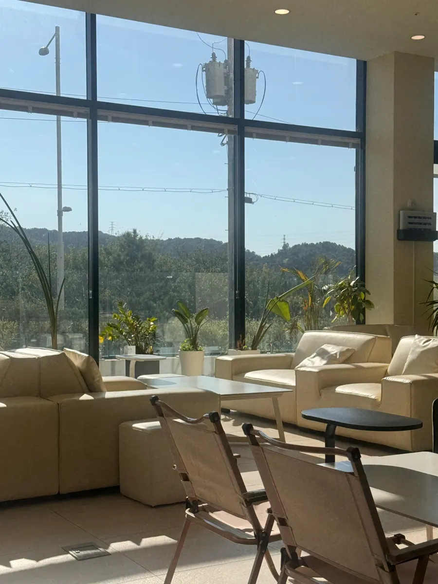 A closing shot of brunch and coffee at The Nillai