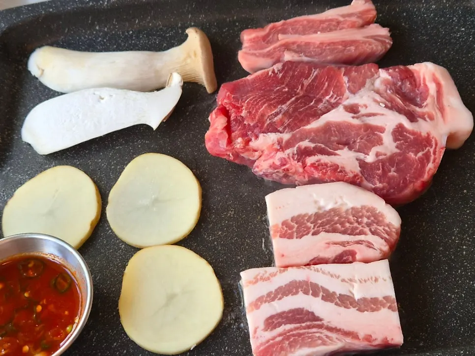 Gim Sukseong Special2: pork neck and limited-edition aged meat, 550g