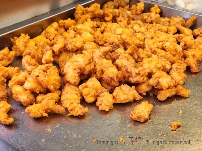 김씨치킨 메뉴판과 가격표