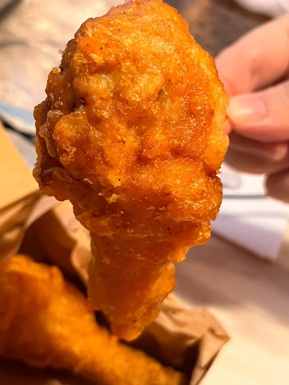 큼직한 닭다리 후라이드 클로즈업