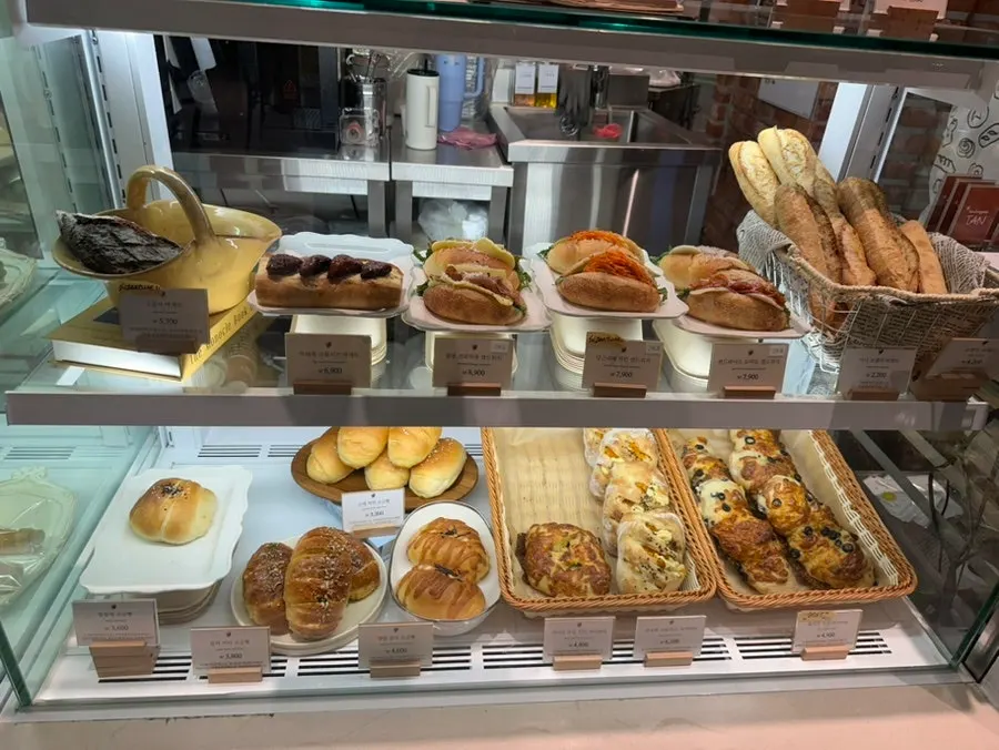 Boulangerie Tan's salt bread display shelf