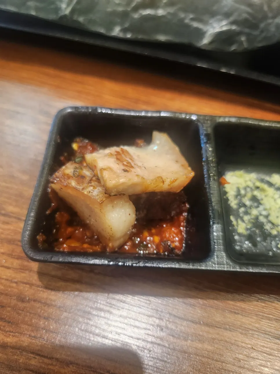 Diced hangjeongsal grilled crispy on the skin side