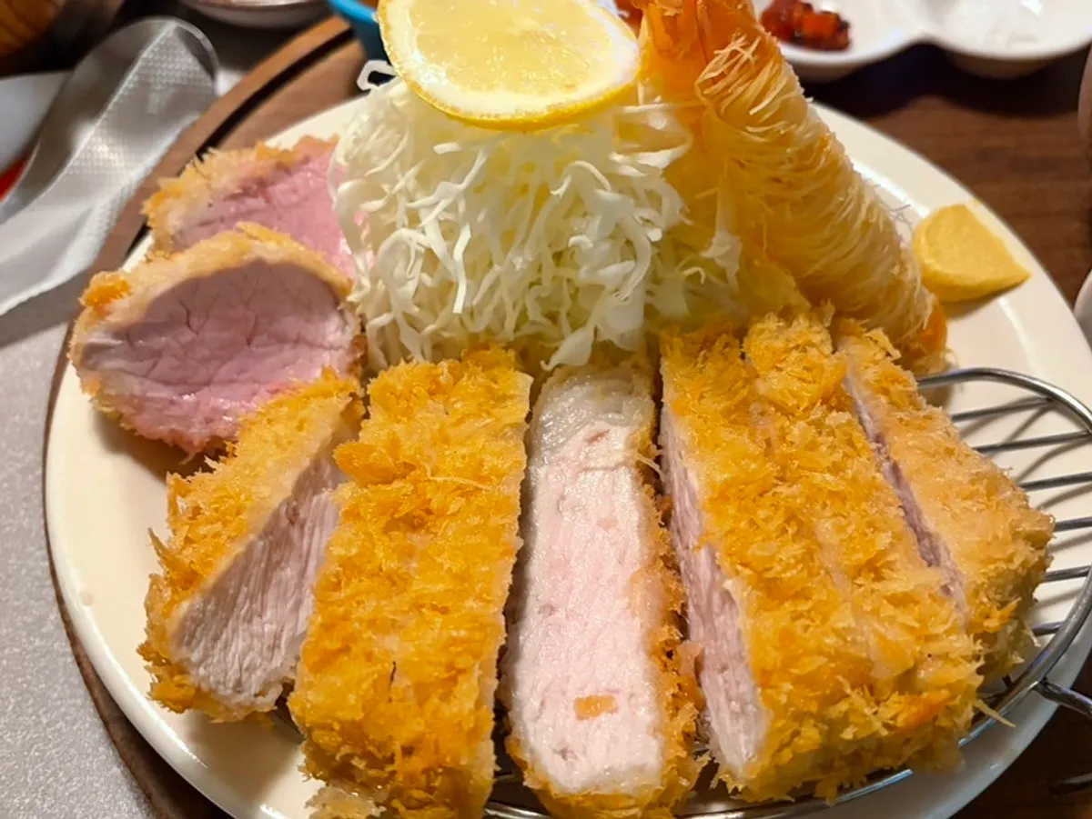 Kitsuki assorted katsu and perilla cream udon table setting