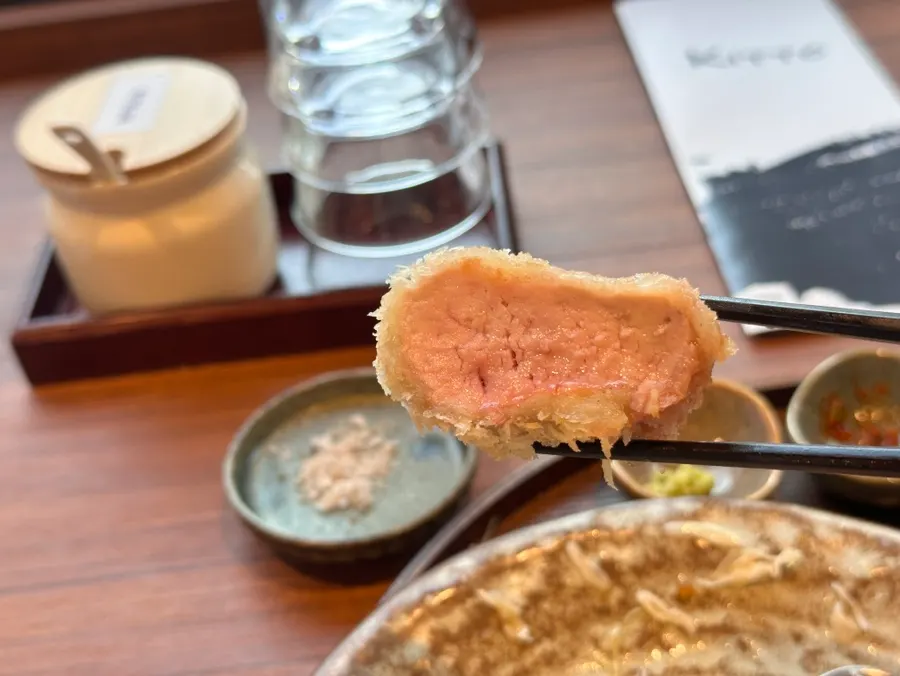 Corte del ansim katsu de Kitto, crujiente por fuera