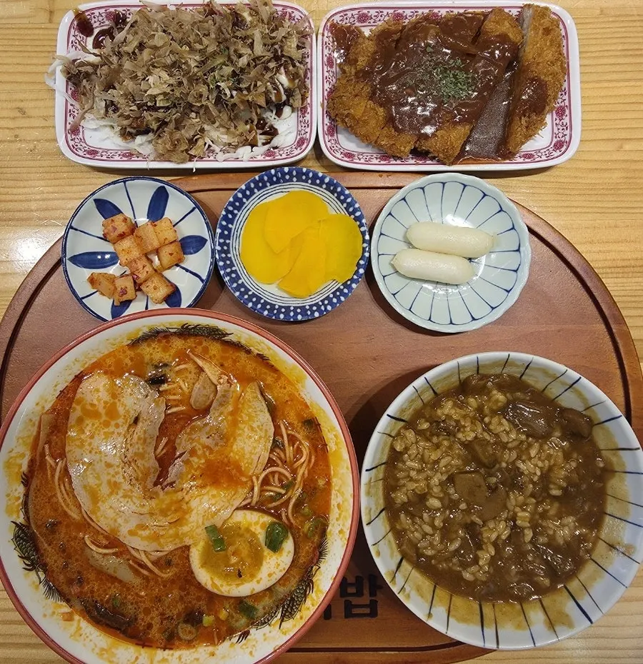 진한 국물의 카라이라멘 한 그릇