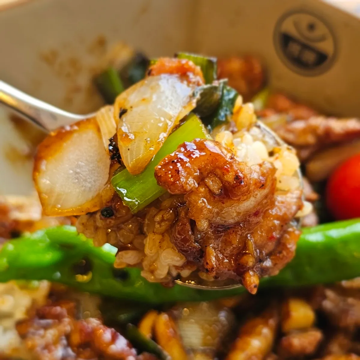 Rice bowl topped with Cheongyang chili pepper and cherry tomatoes