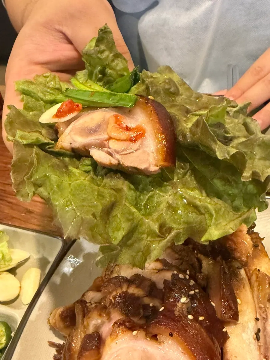 서비스로 나온 과일막국수