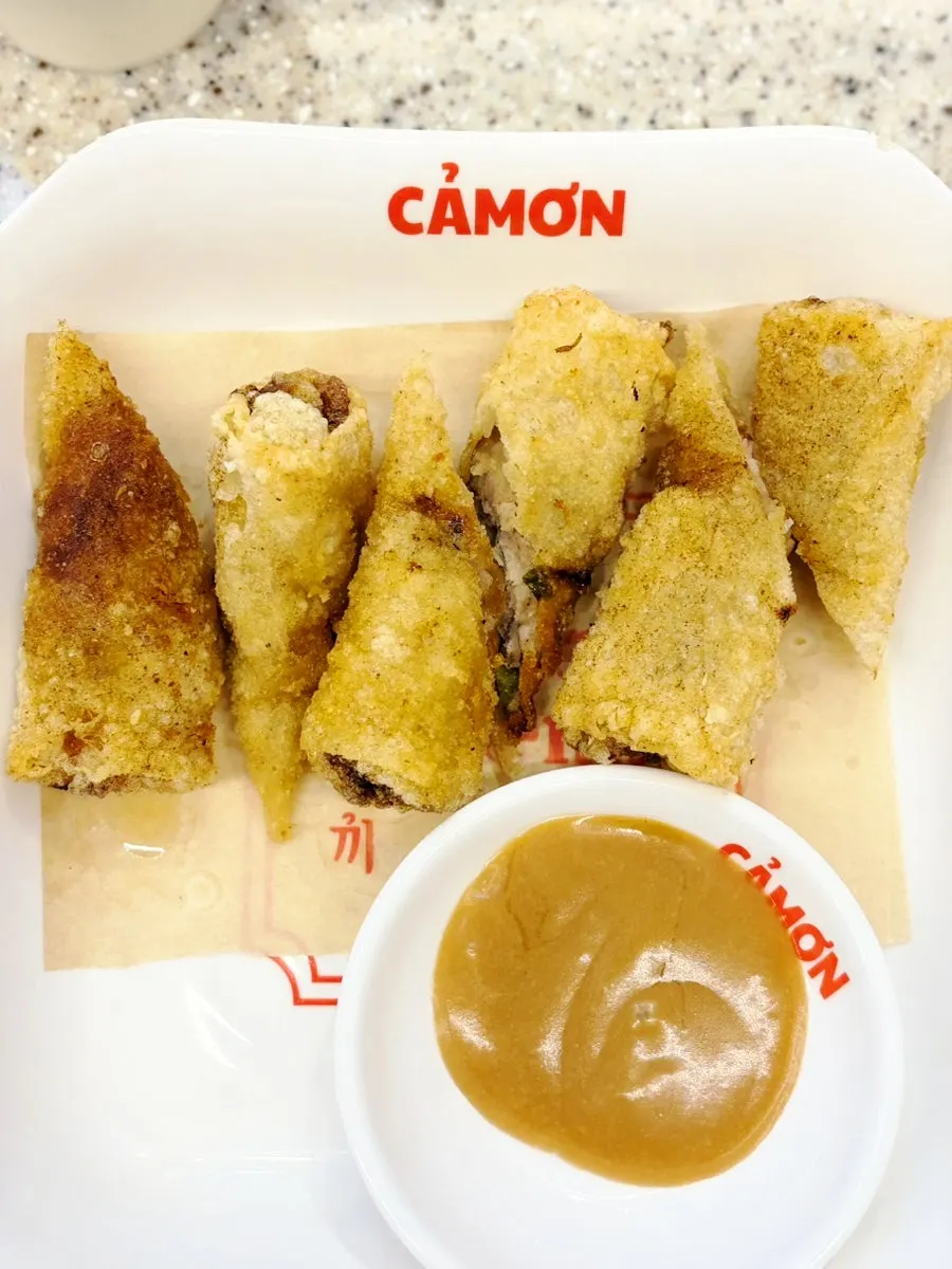 Crispy fried chả giò