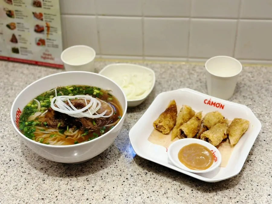 Pho meal spread near Jeongja Station